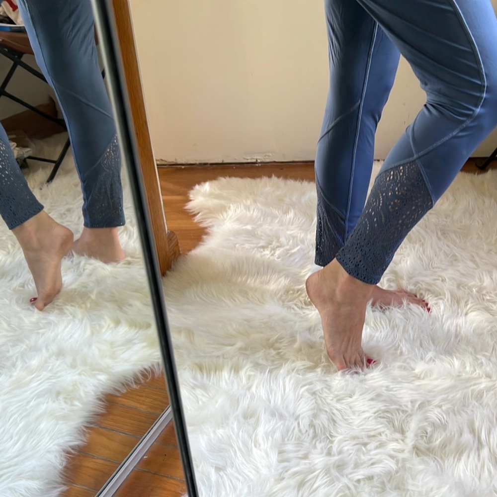 PINK blue lace edged leggings